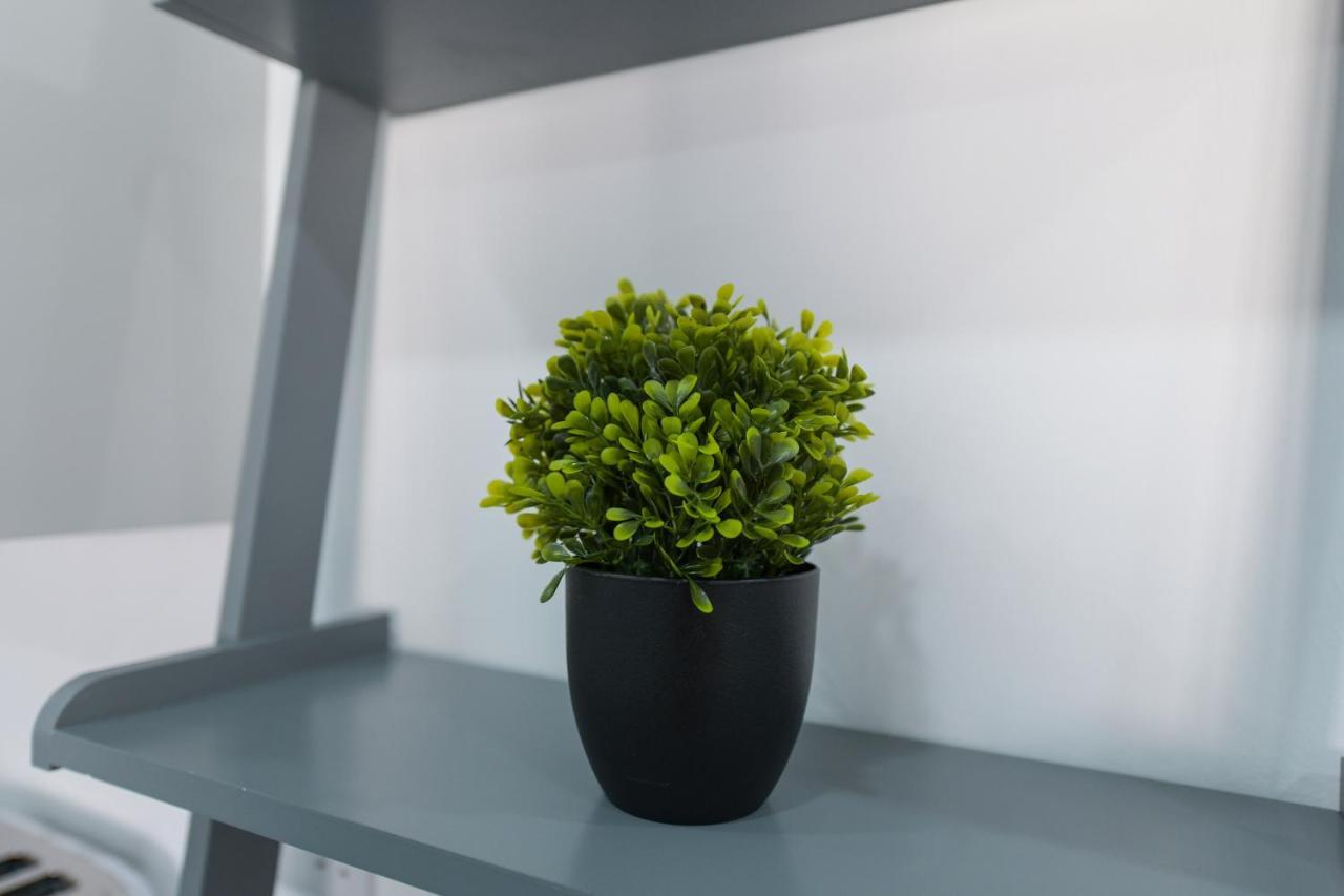 Adbolton House Apartments - Sleek, Stylish, Brand New & Low Carbon ノッティンガム エクステリア 写真
